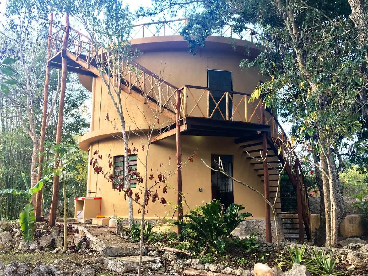 La Casa Redonda. Tulum-Coba Villa Francisco Uh May Mexico