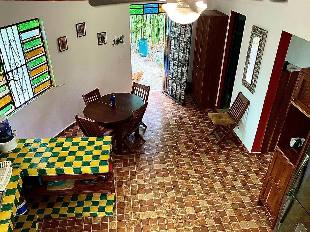 La Casa Redonda. Tulum-Coba Villa Francisco Uh May